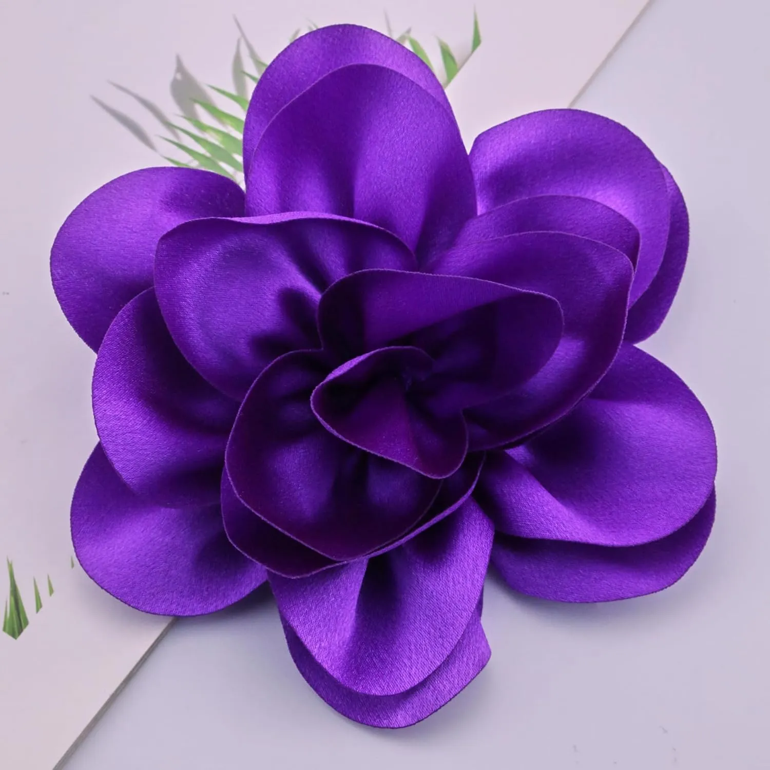 Large Flower Brooches for Women Dainty Fabric Floral Brooch Pin Bohemian Large Big Rose Camellia Flower Oversized Brooches Prom Accessories Jewelry