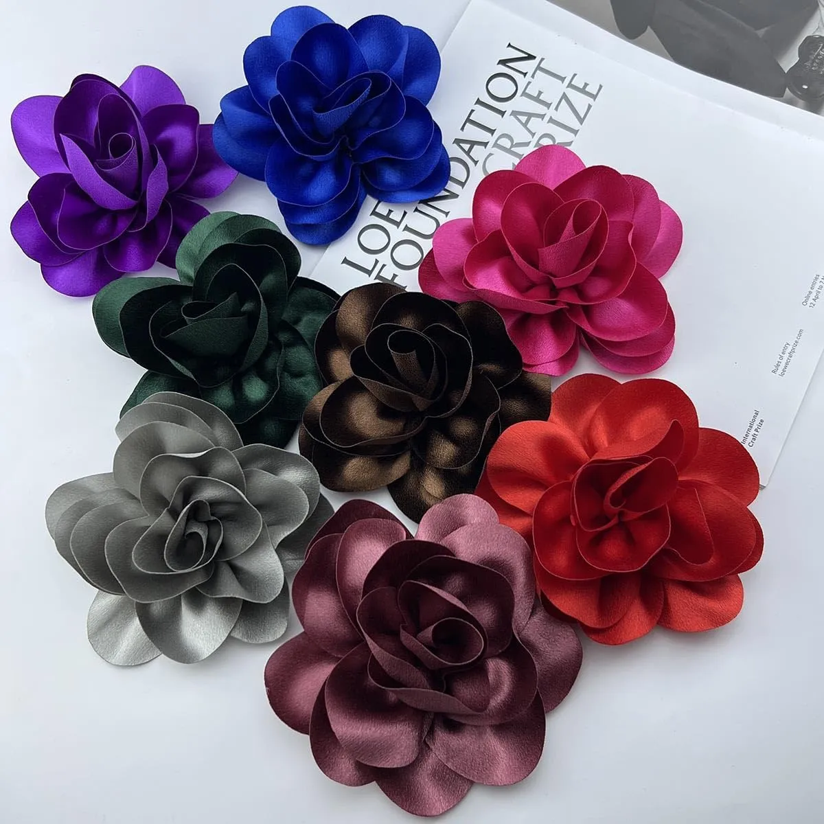 Large Flower Brooches for Women Dainty Fabric Floral Brooch Pin Bohemian Large Big Rose Camellia Flower Oversized Brooches Prom Accessories Jewelry