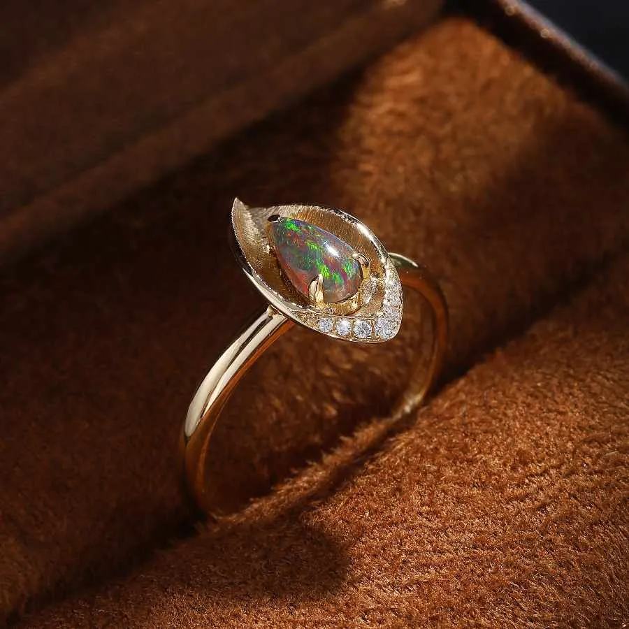 The Everleaf -  Black Opal Diamond Engagement Ring 18K Yellow Gold