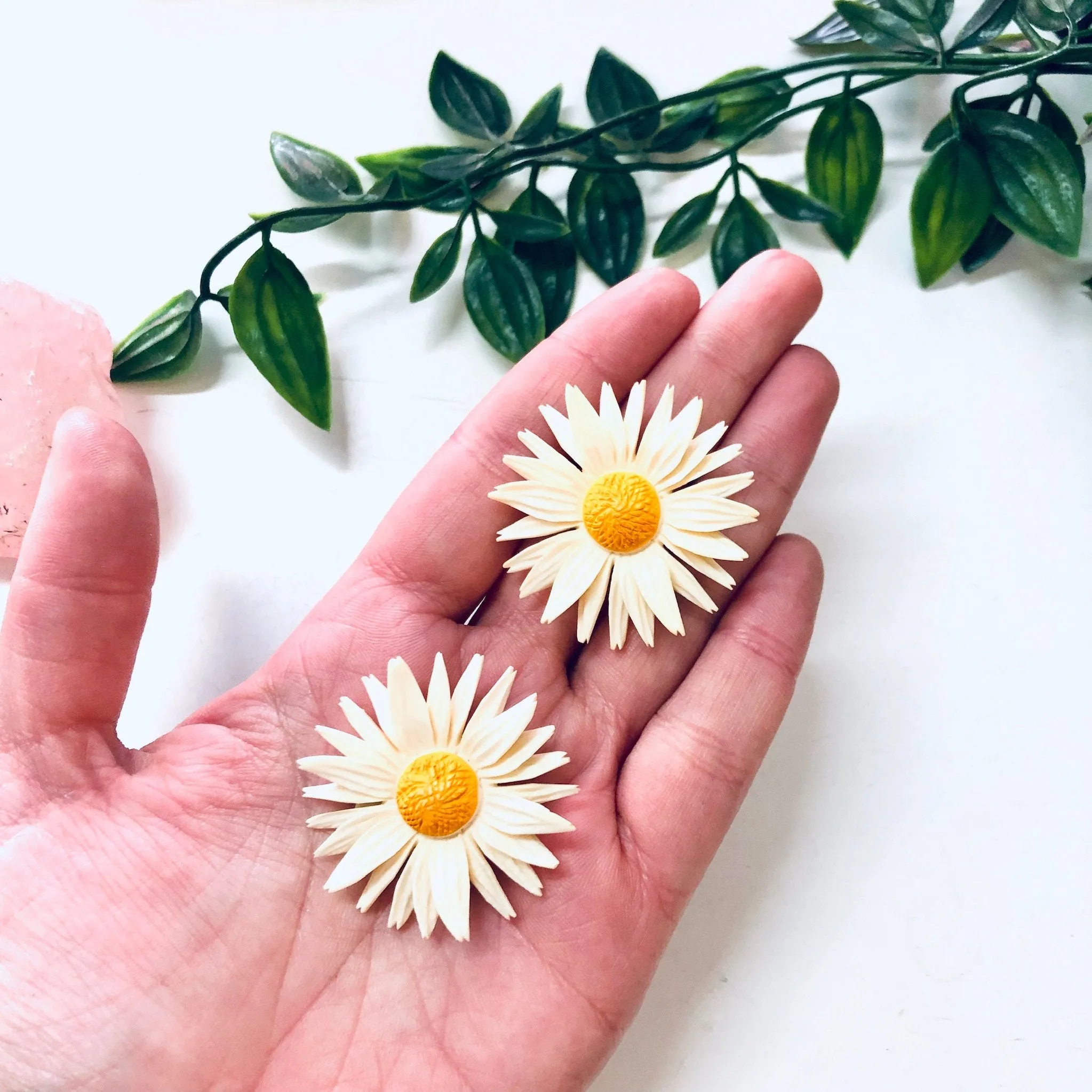 Vintage Brooch, Flower Brooch, Daisy Pin, Set of Two Pins, Made in Germany, Floral Jewelry, Vintage Jewelry, White Brooch, Yellow Brooch