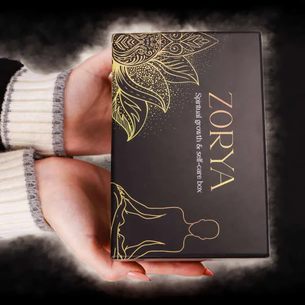 Zorya - A box with natural stones for chakras